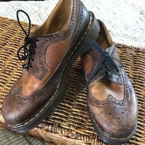 DR Doc Martens 3989/34 AW04 Wingtip Brogue Leather